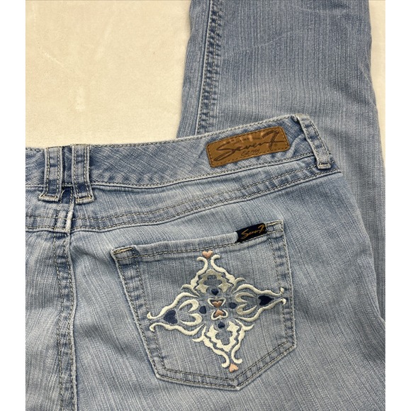 Seven 7 Luxe Women's Capris, Embroidered Back Pockets,‎ Size 16 - Picture 2 of 10